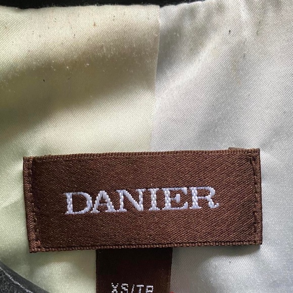 Danier black leather moto jacket xs - Picture 4 of 4